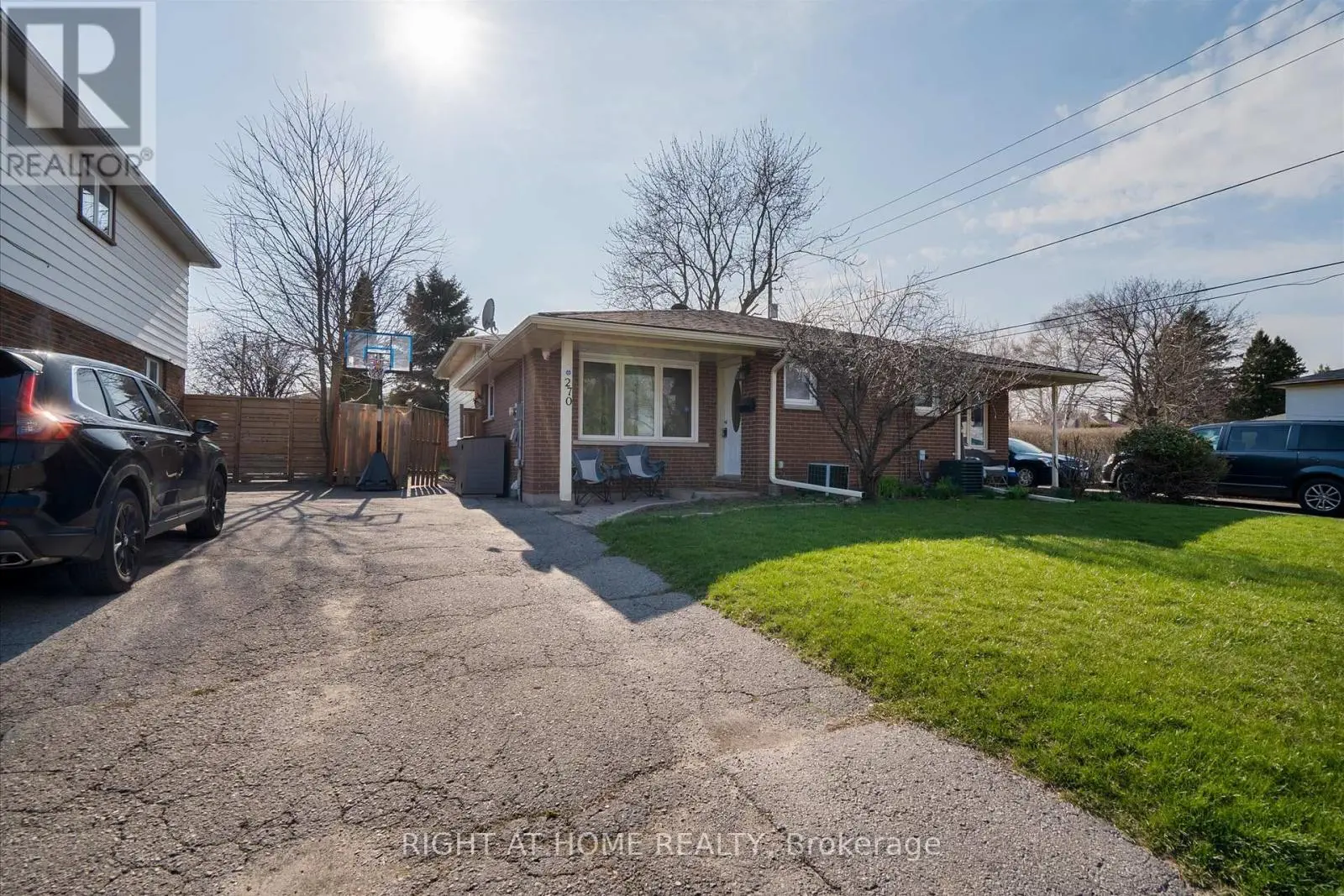 270 Coventry Court, Oshawa, Ontario  L1G 6H3 - Photo 2 - E12142228