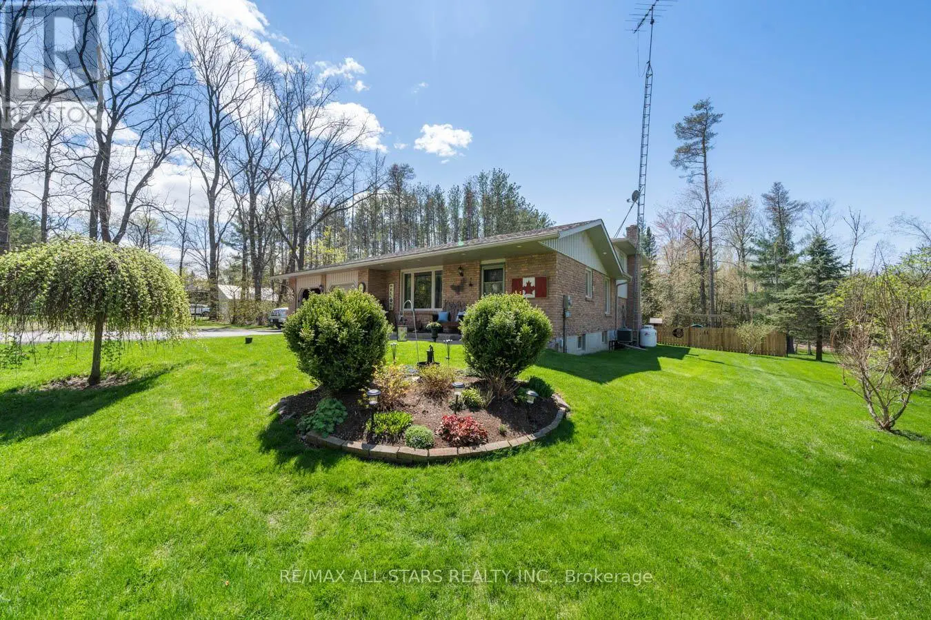 44 Blackwater Road, Brock, Ontario  L0C 1H0 - Photo 3 - N12142443