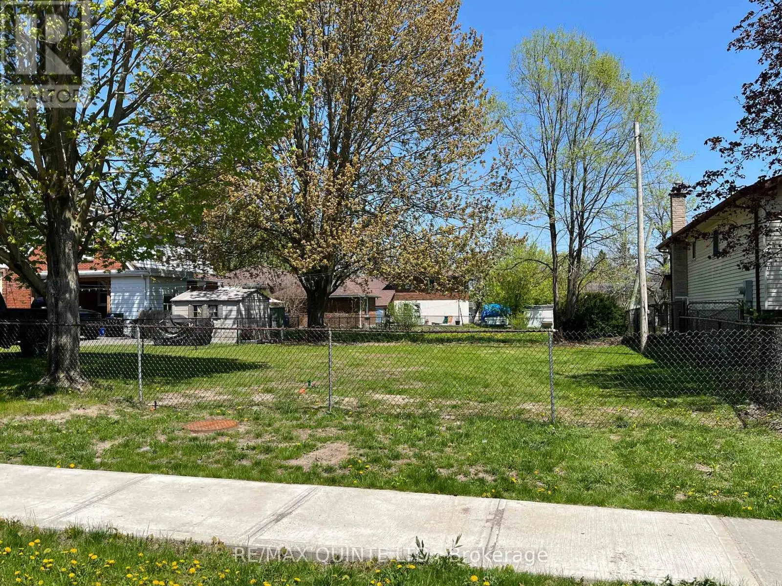 177 Singleton Drive, Belleville, Ontario  K8N 5H4 - Photo 3 - X12142416