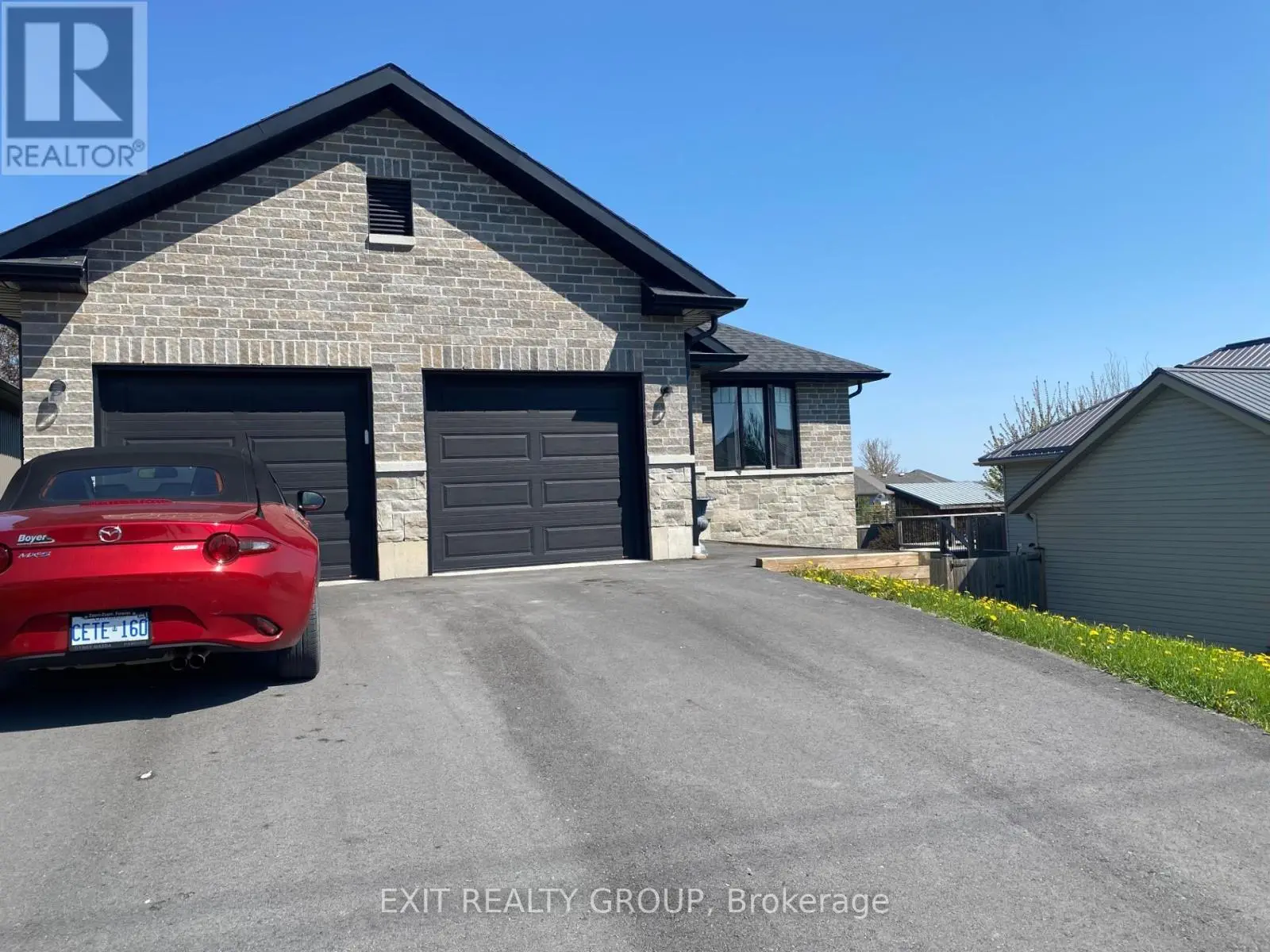 82 Huffman Road, Quinte West, Ontario  K0K 2C0 - Photo 1 - X12142656
