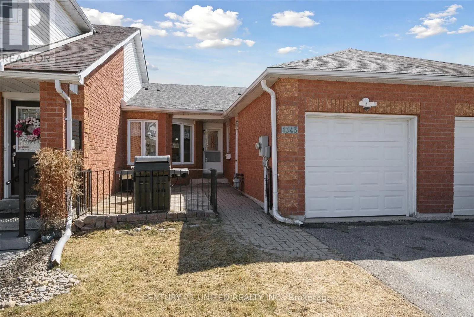 1343 Eagle Crescent, Peterborough West, Ontario  K9K 2K7 - Photo 3 - X12142867