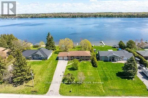 84 Pinewood Boulevard, Kawartha Lakes, Ontario  K0M 2T0 - Photo 2 - X12143507