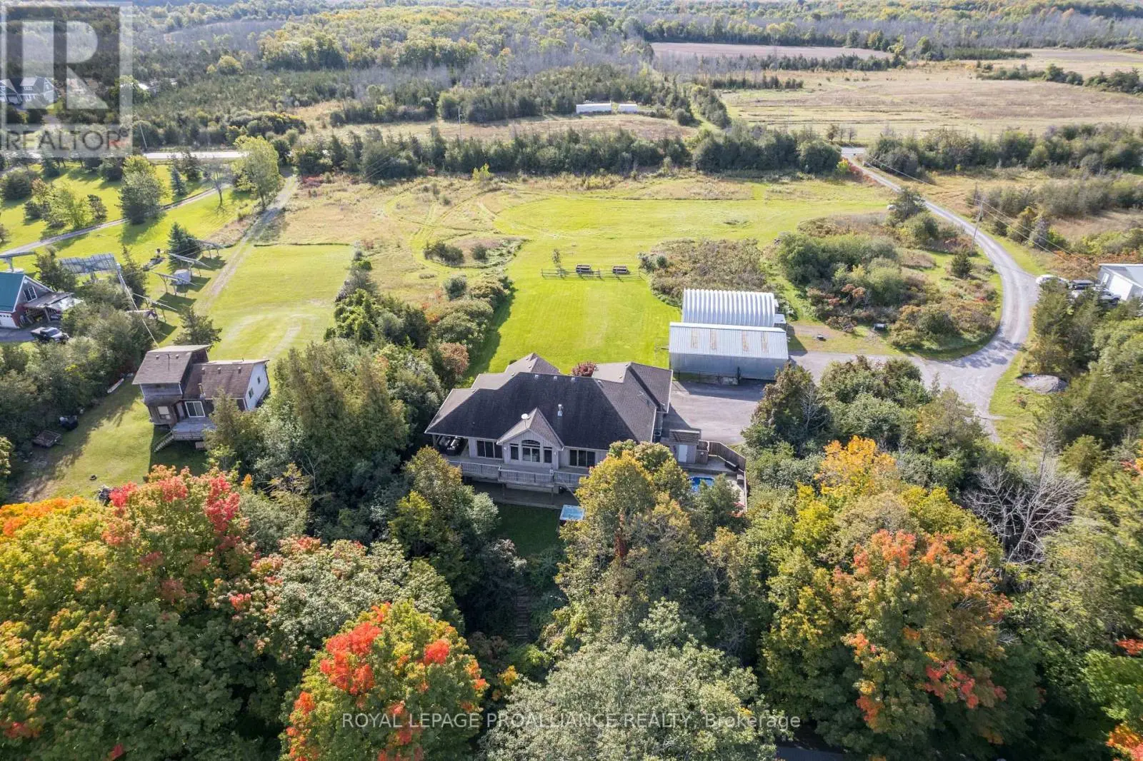 4992 County Road 1, Prince Edward County, Ontario  K0K 1T0 - Photo 3 - X12095827