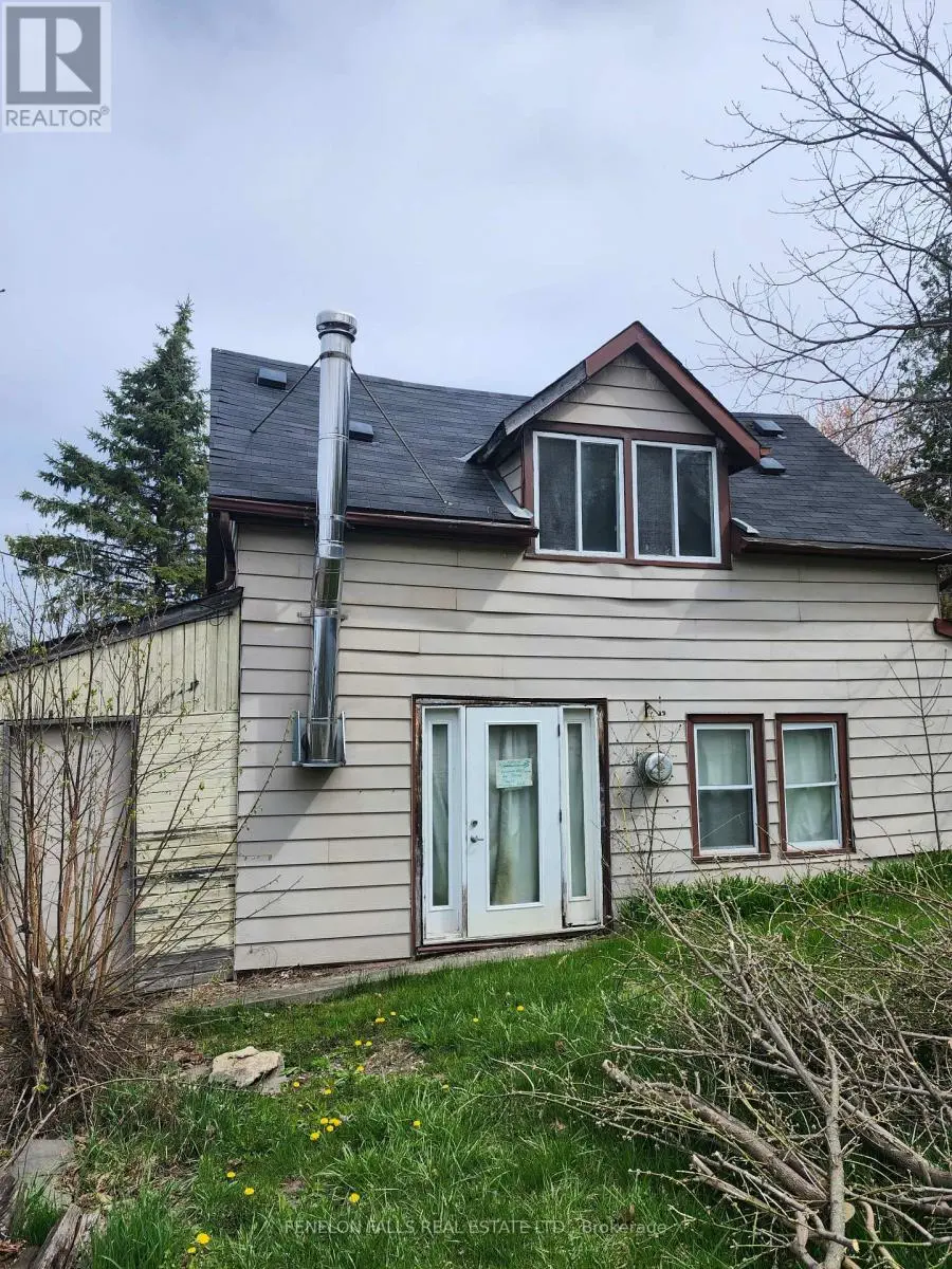 22 Viamede Street, Kawartha Lakes, Ontario  K0M 1L0 - Photo 2 - X12143885
