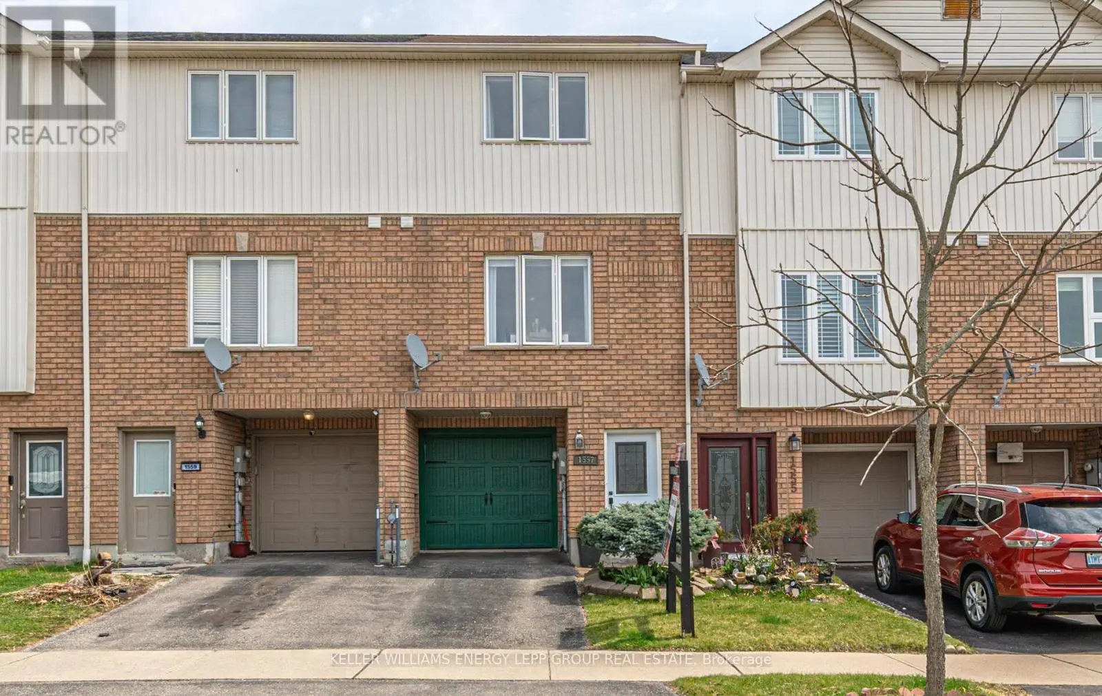1557 Hummingbird Court, Pickering, Ontario  L1V 7H8 - Photo 1 - E12144066