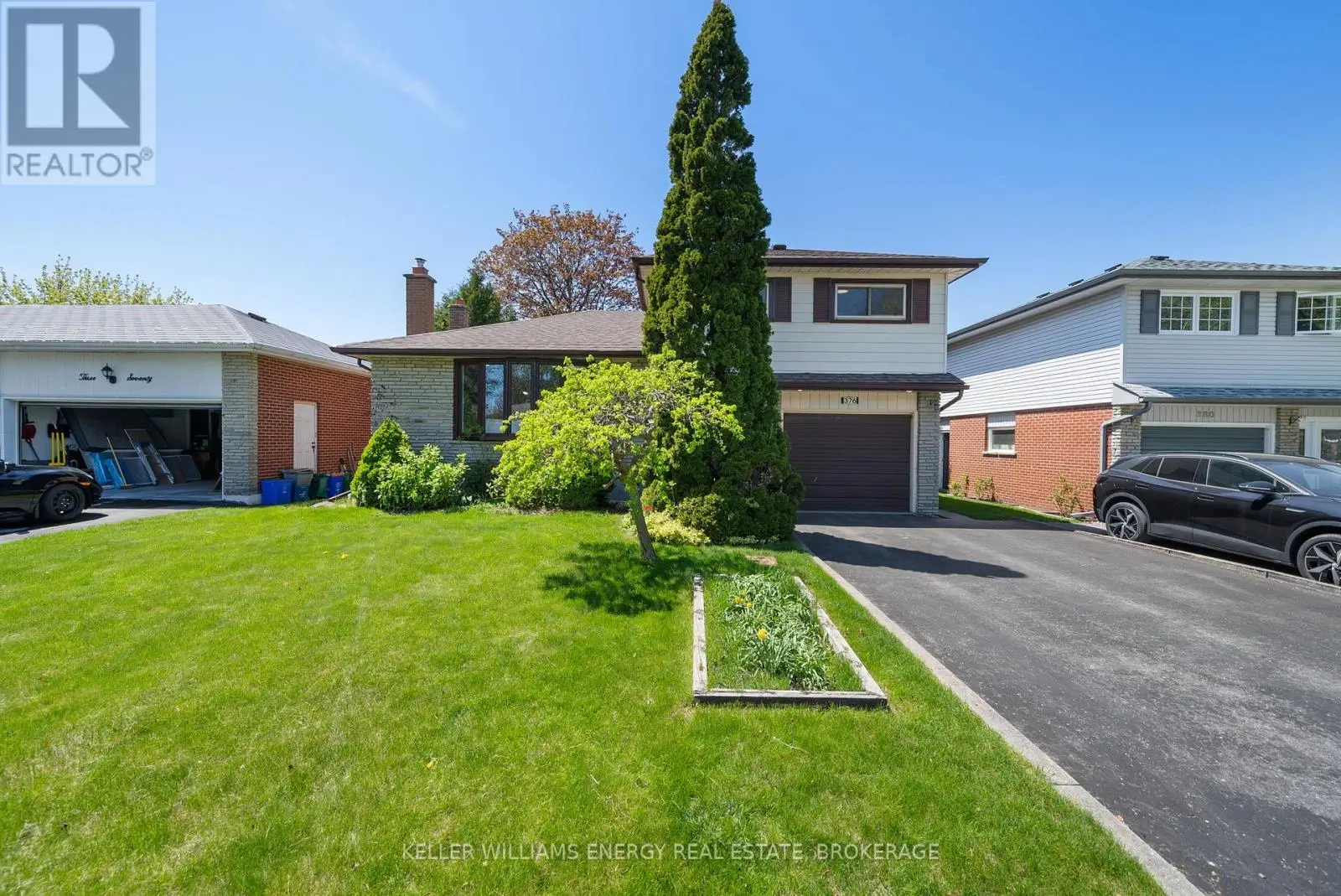 376 Waverly Street N, Oshawa, Ontario  L1J 5W1 - Photo 1 - E12144104