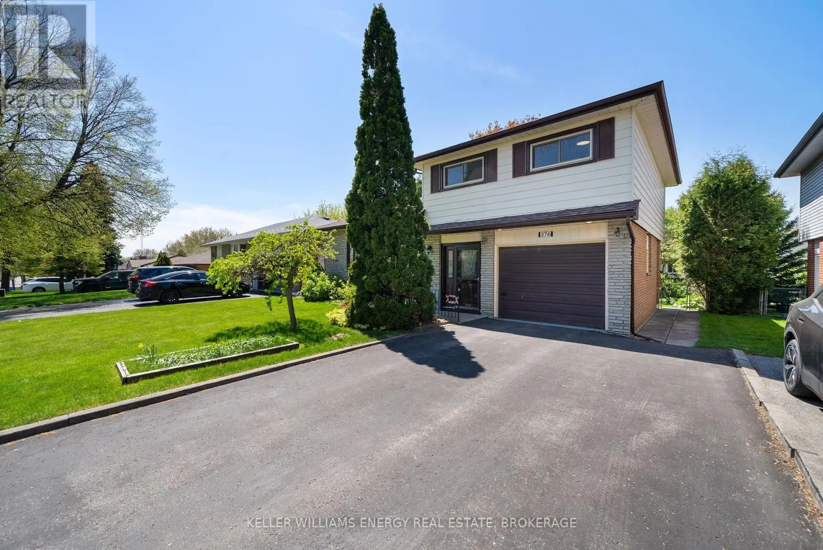 376 Waverly Street N, Oshawa, Ontario  L1J 5W1 - Photo 2 - E12144104