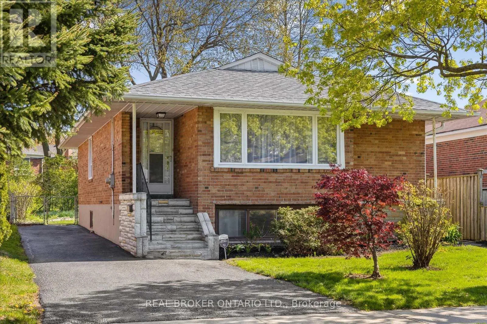 237 Chine Drive, Toronto, Ontario  M1M 2L6 - Photo 1 - E12144228