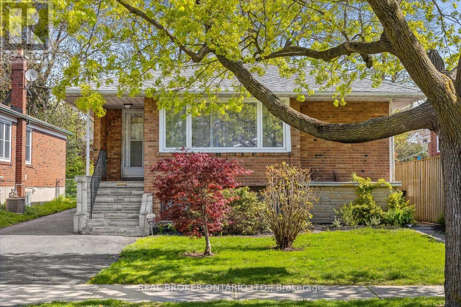 237 Chine Drive, Toronto, Ontario  M1M 2L6 - Photo 2 - E12144228