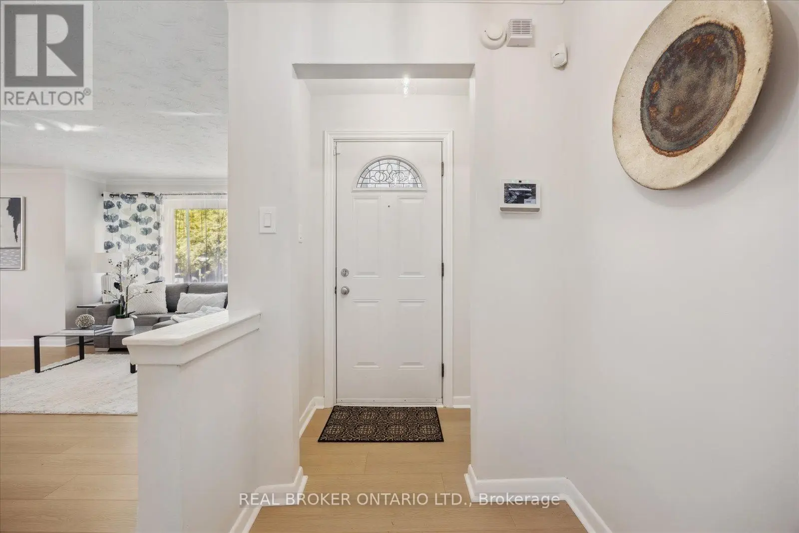 237 Chine Drive, Toronto, Ontario  M1M 2L6 - Photo 3 - E12144228