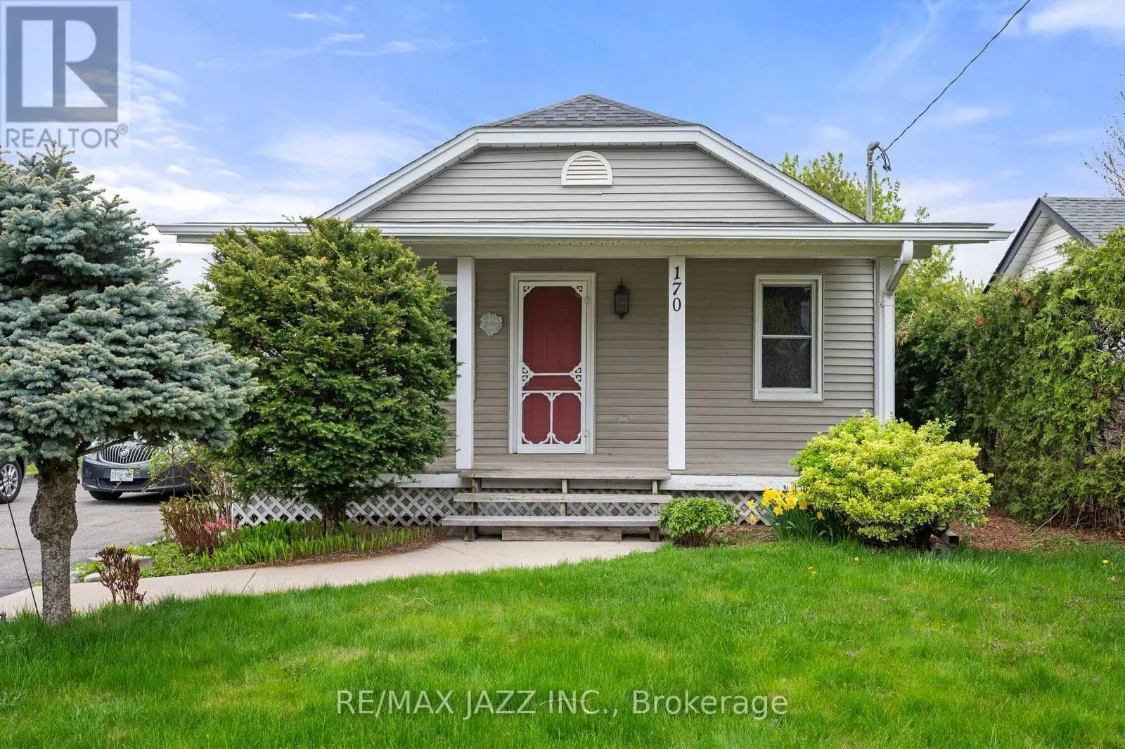 170 Stevenson Road N, Oshawa, Ontario  L1J 5M5 - Photo 2 - E12143092