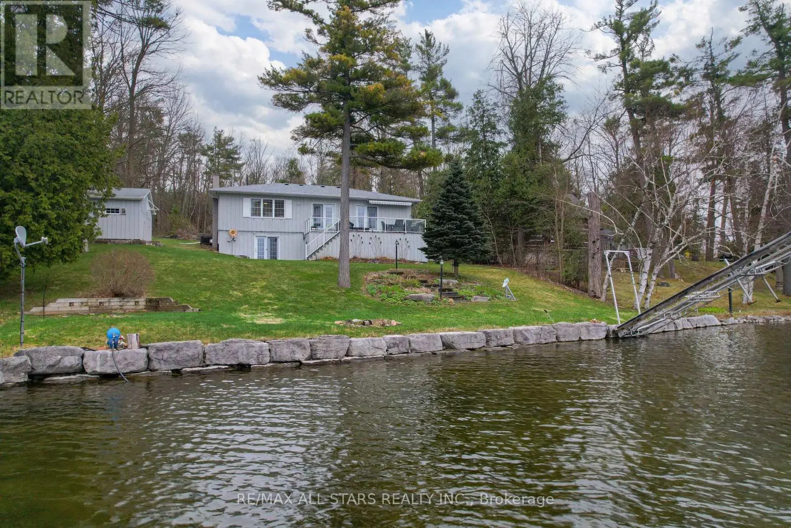 308 Fife Avenue, Smith-Ennismore-Lakefield, Ontario  K9J 0C6 - Photo 1 - X12123699