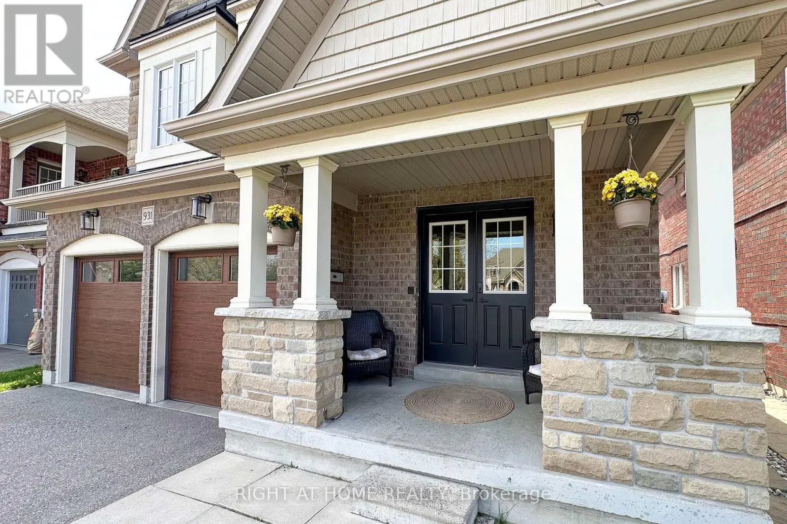 931 Barbados Street, Oshawa, Ontario  L1J 0A6 - Photo 2 - E12144664