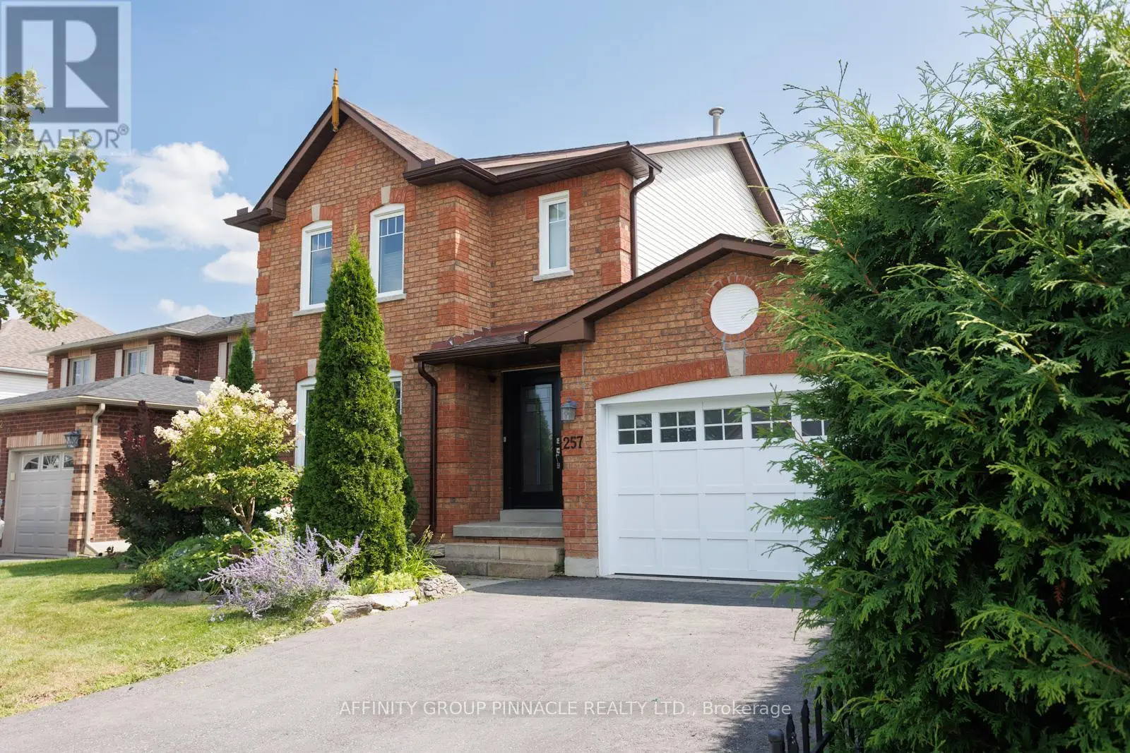 257 St Joseph Road, Kawartha Lakes, Ontario  K9V 6E3 - Photo 2 - X12125153