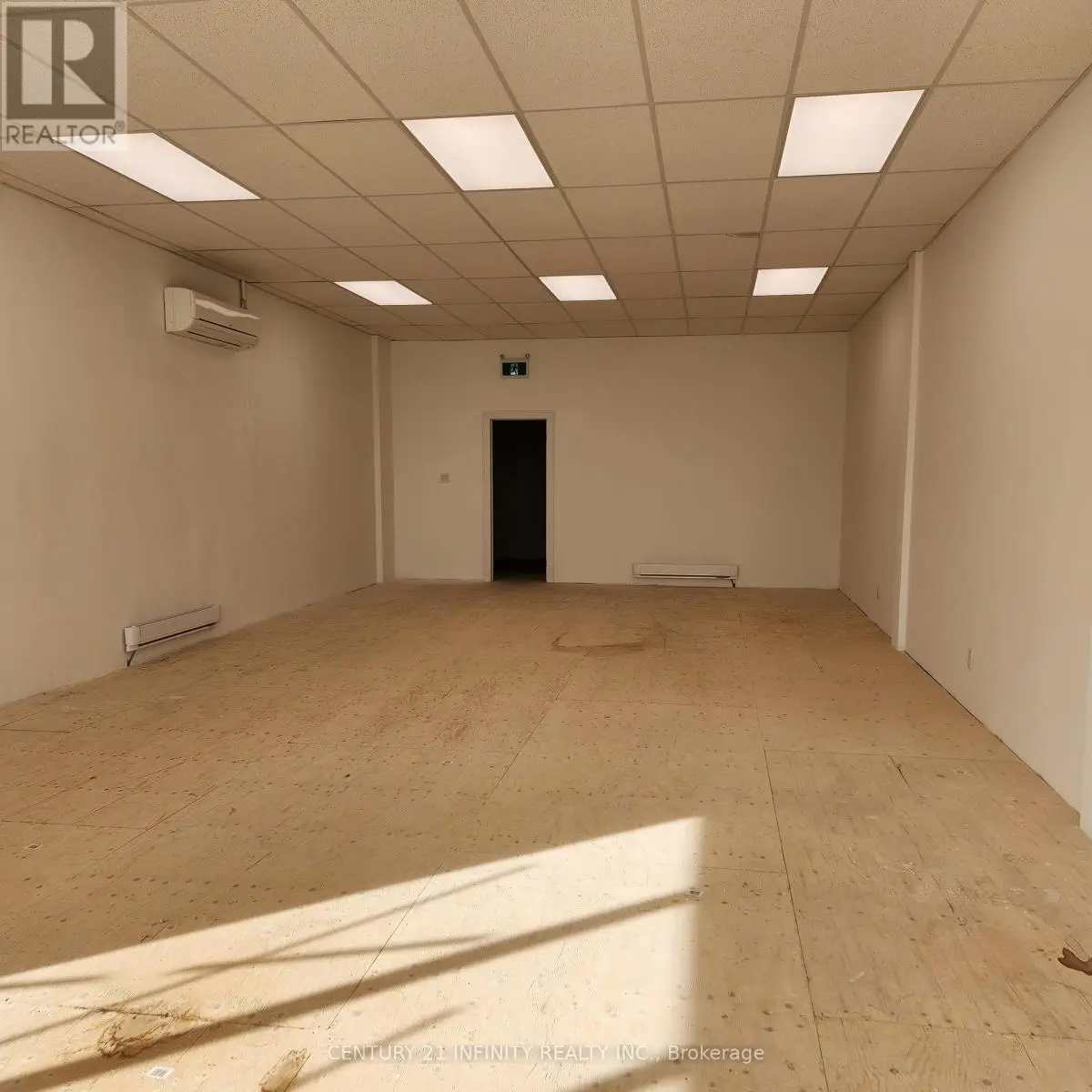 164 Division Street, Oshawa, Ontario  L1G 5M3 - Photo 2 - E12014131