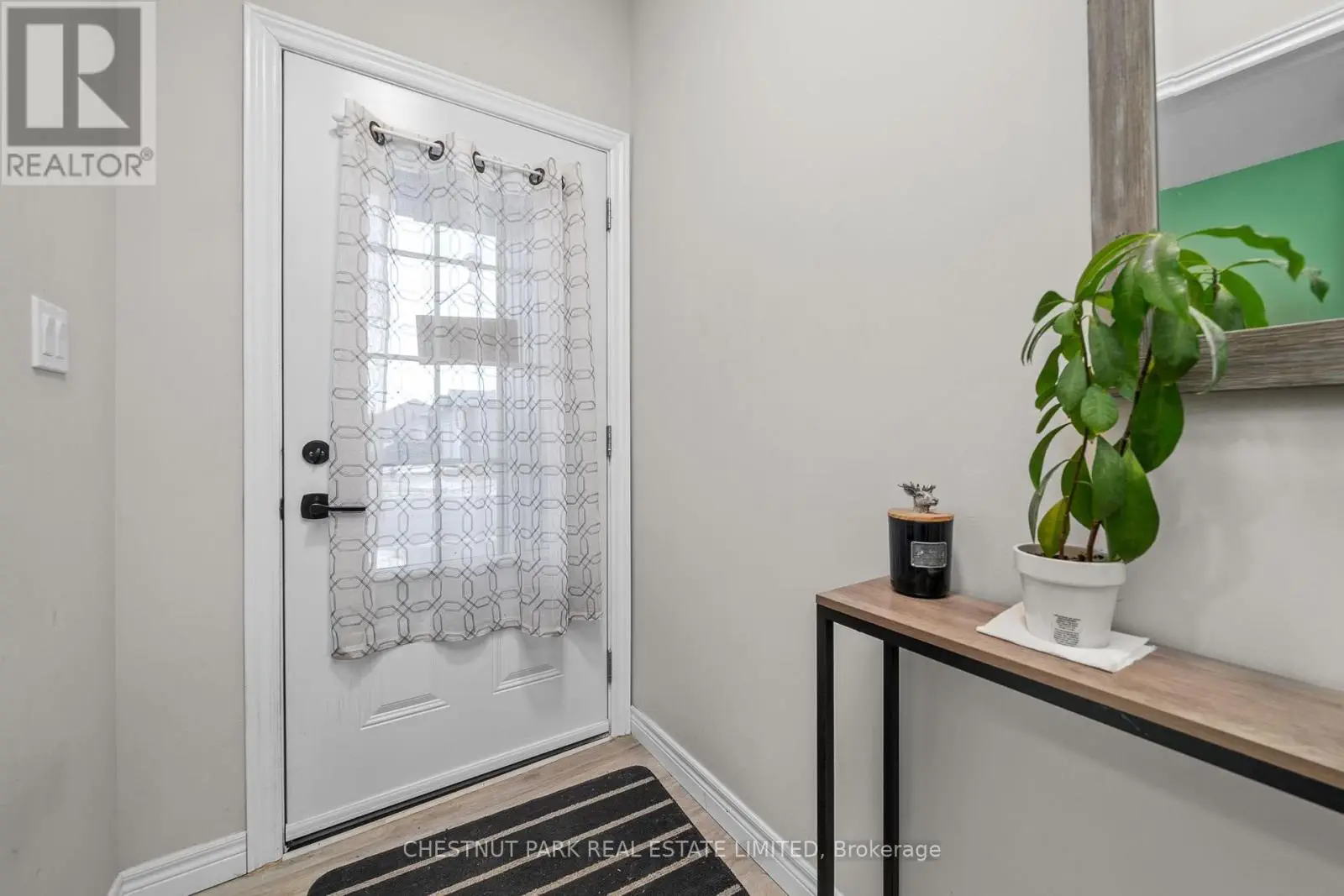 27 Dayton Court, Prince Edward County, Ontario  K0K 2T0 - Photo 2 - X12022737