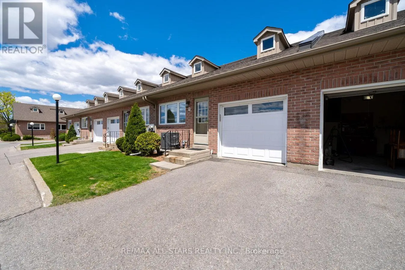 8 - 234 Water Street, Scugog, Ontario  L9L 1C4 - Photo 2 - E12145341