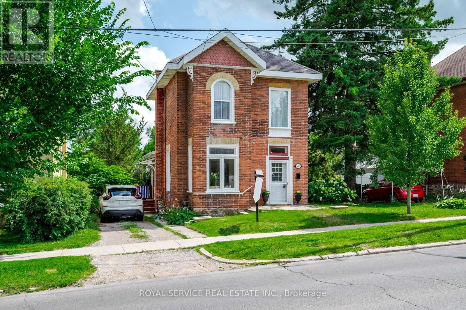 581 Sherbrooke Street, Peterborough Central, Ontario  K9J 2P4 - Photo 1 - X12145382