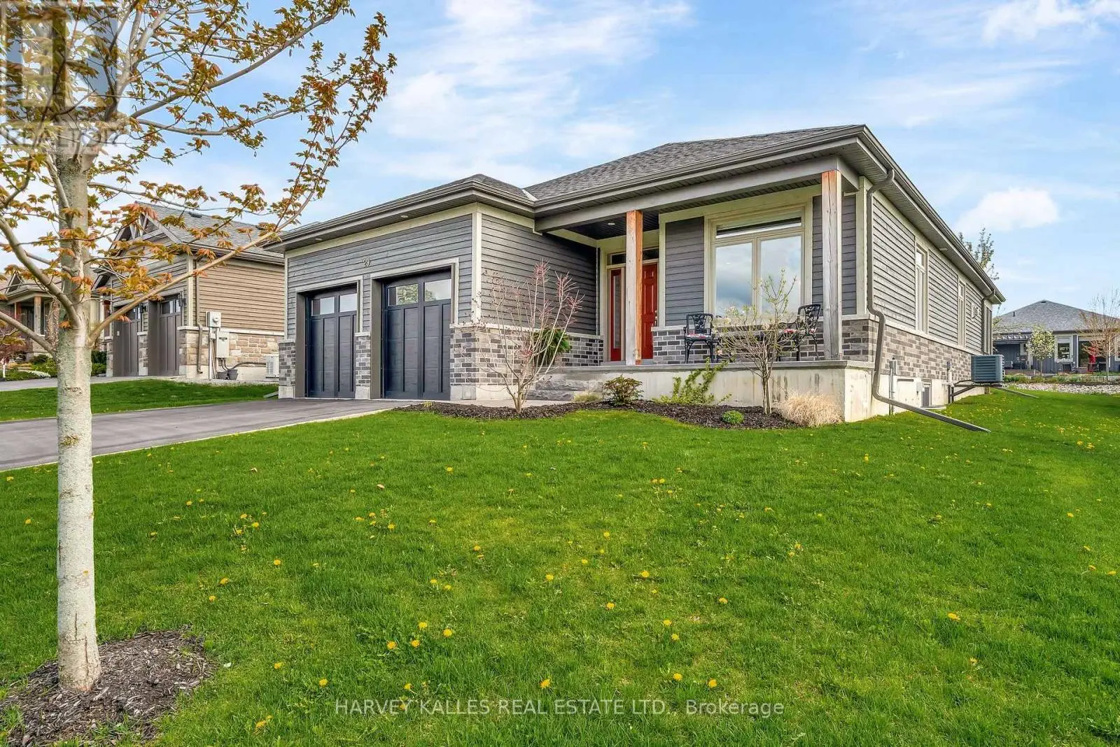 29 Pineridge Drive, Prince Edward County, Ontario  K0K 2T0 - Photo 3 - X12145893