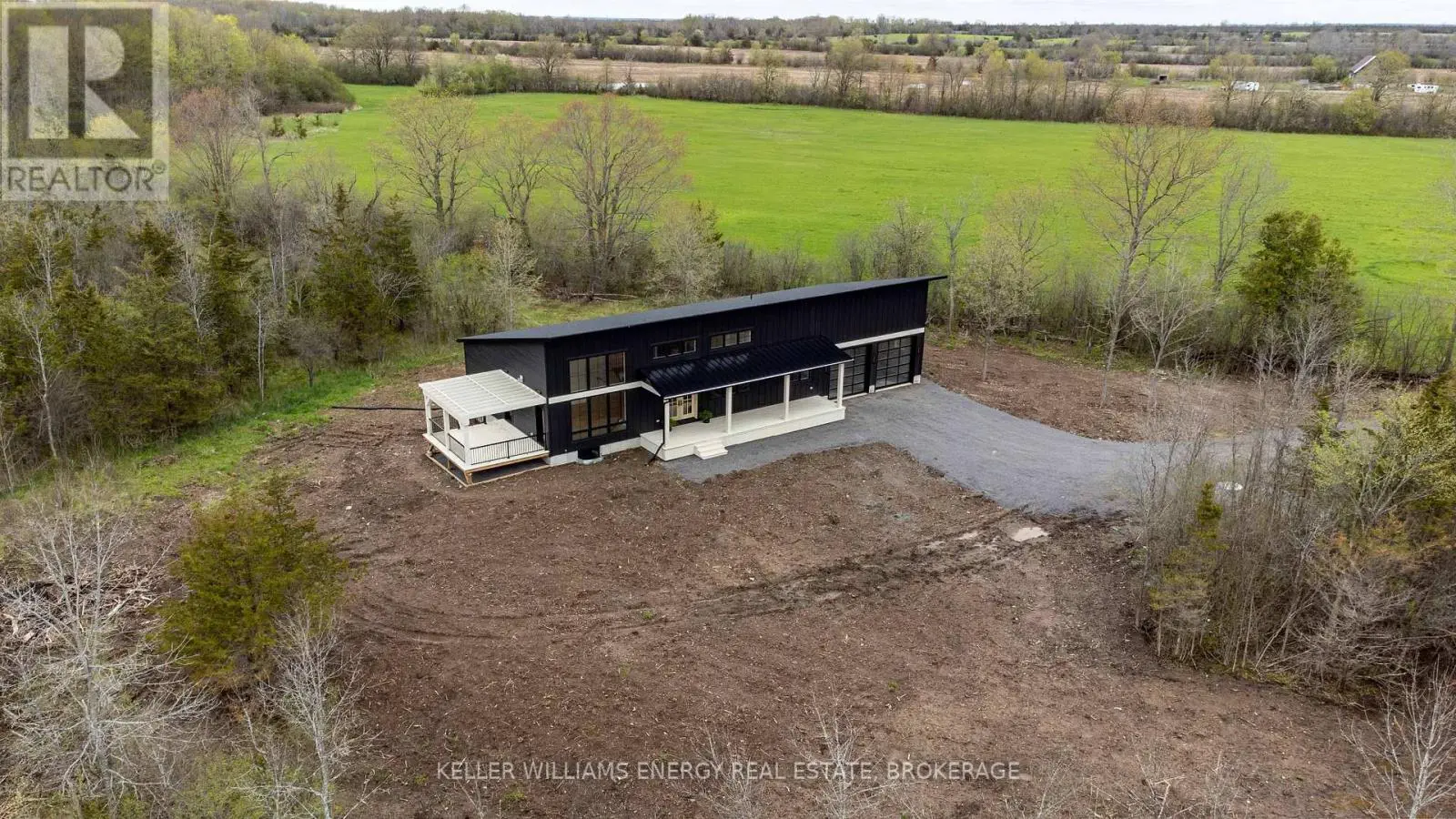 1032 BURR ROAD, Prince Edward County, Ontario