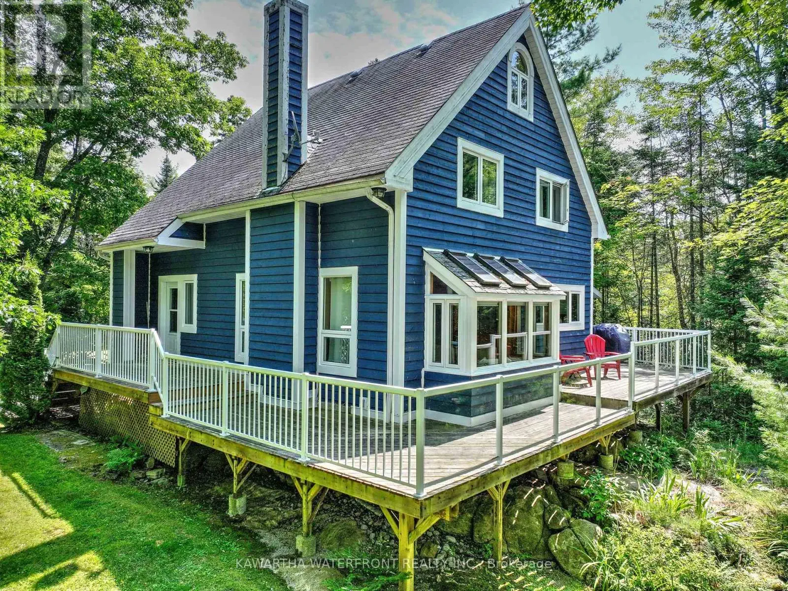 11 Woodworth Drive, Kawartha Lakes, Ontario  K0M 1A0 - Photo 1 - X12146668