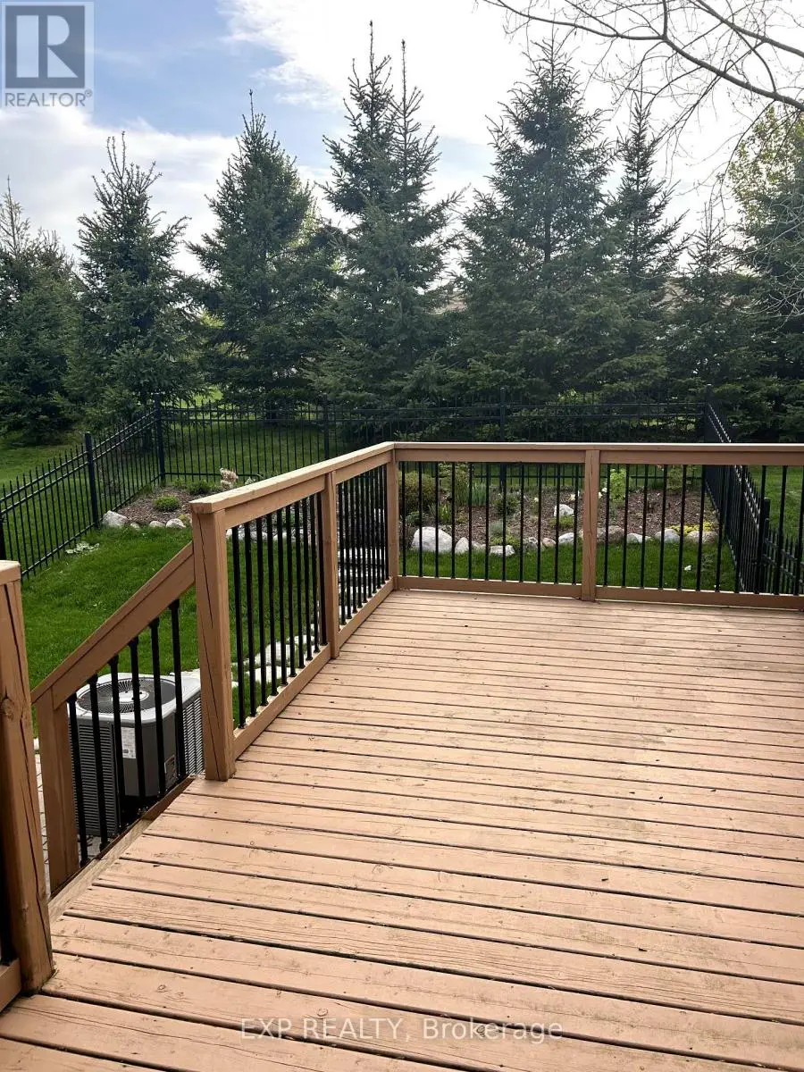 23 Glenview Crescent, Belleville, Ontario  K8P 0A8 - Photo 3 - X12146841