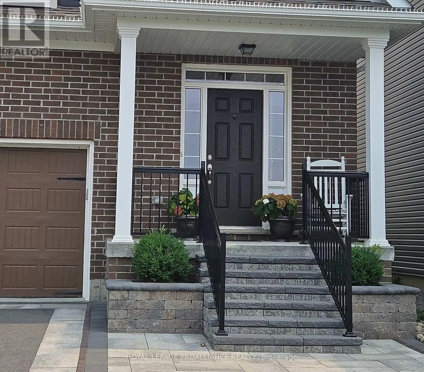 477 Grange Way, Peterborough North, Ontario  K9H 0H8 - Photo 2 - X12146856