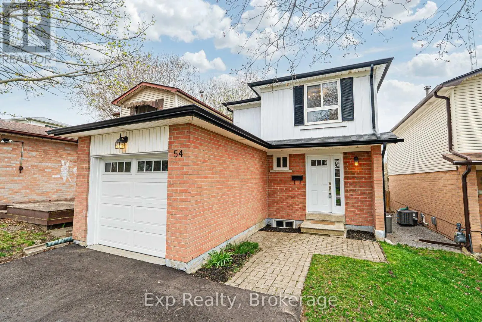 54 Hobbs Drive, Clarington, Ontario  L1C 3L9 - Photo 1 - E12114485