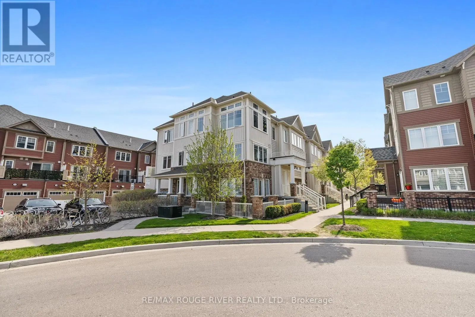 64 - 2500 Hill Rise Court, Oshawa, Ontario  L1L 0M6 - Photo 1 - E12147140