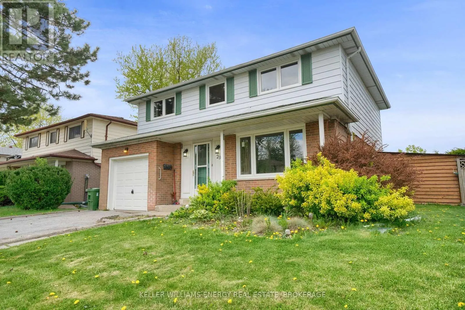 29 Parkington Crescent, Toronto, Ontario  M1H 2T6 - Photo 3 - E12147578