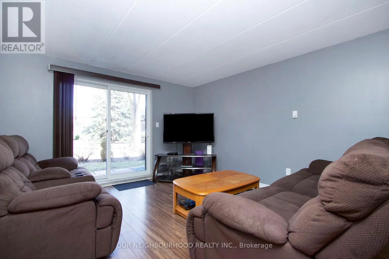 17 - 43 Taunton Road E, Oshawa, Ontario  L1G 3T6 - Photo 3 - E12148118