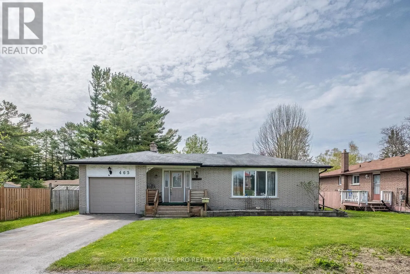 465 King Street E, Cobourg, Ontario  K9A 1M7 - Photo 2 - X12148253