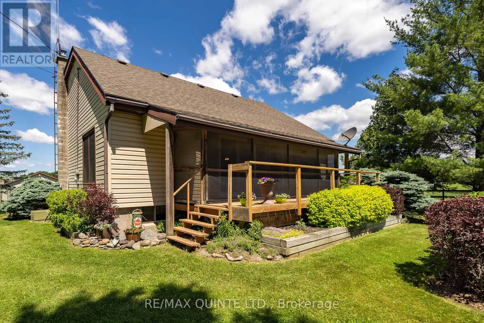 257 Elmbrook Road, Prince Edward County, Ontario  K0K 2T0 - Photo 2 - X12034032