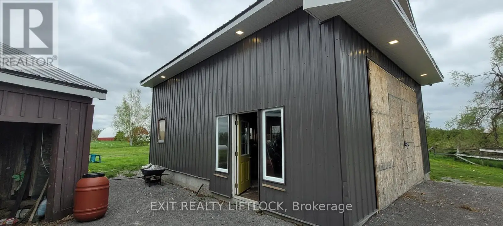 2917 County Road 38, Douro-Dummer, Ontario  K0L 3A0 - Photo 2 - X12148554