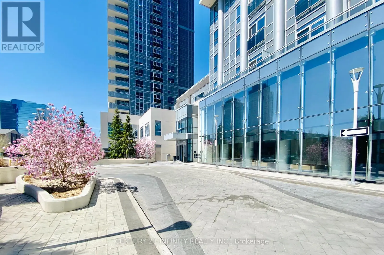 625 - 275 Village Green Square, Toronto, Ontario  M2S 0L8 - Photo 3 - E12148978