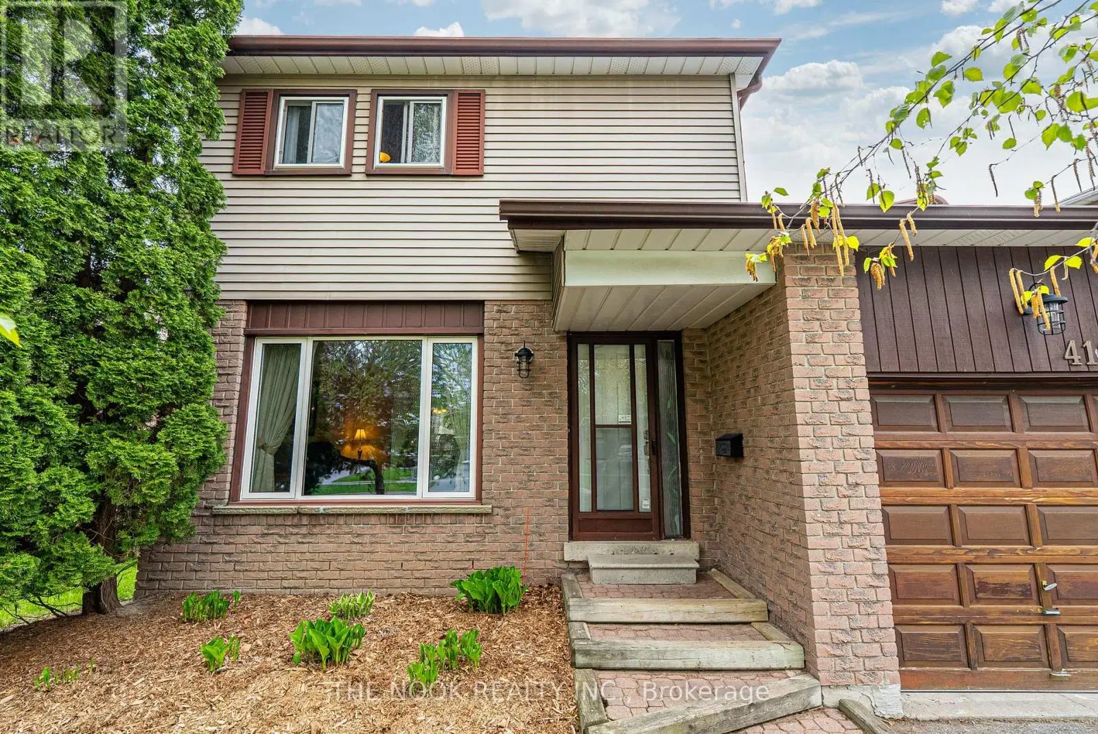 416 Gothic Drive, Oshawa, Ontario  L1G 7S4 - Photo 1 - E12149469