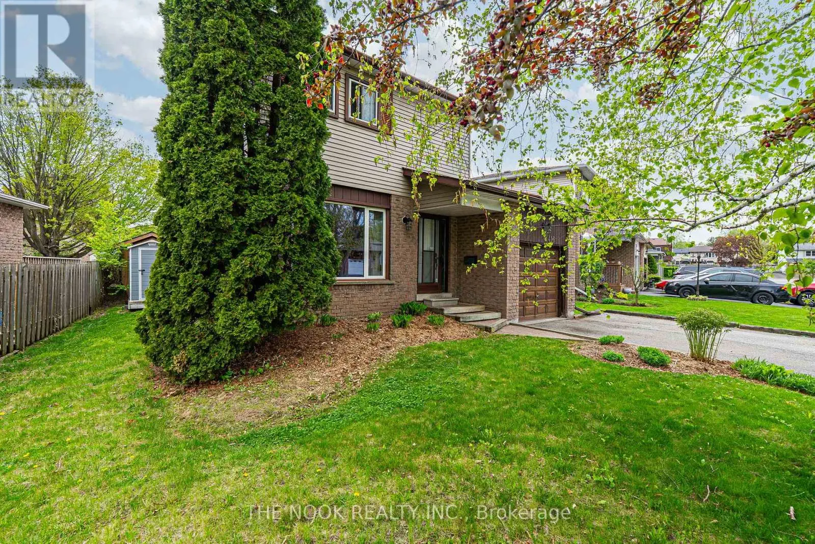 416 Gothic Drive, Oshawa, Ontario  L1G 7S4 - Photo 2 - E12149469