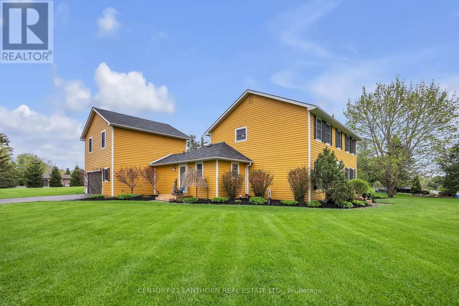66 O'neill Drive, Belleville, Ontario  K8N 4Z4 - Photo 2 - X12149697