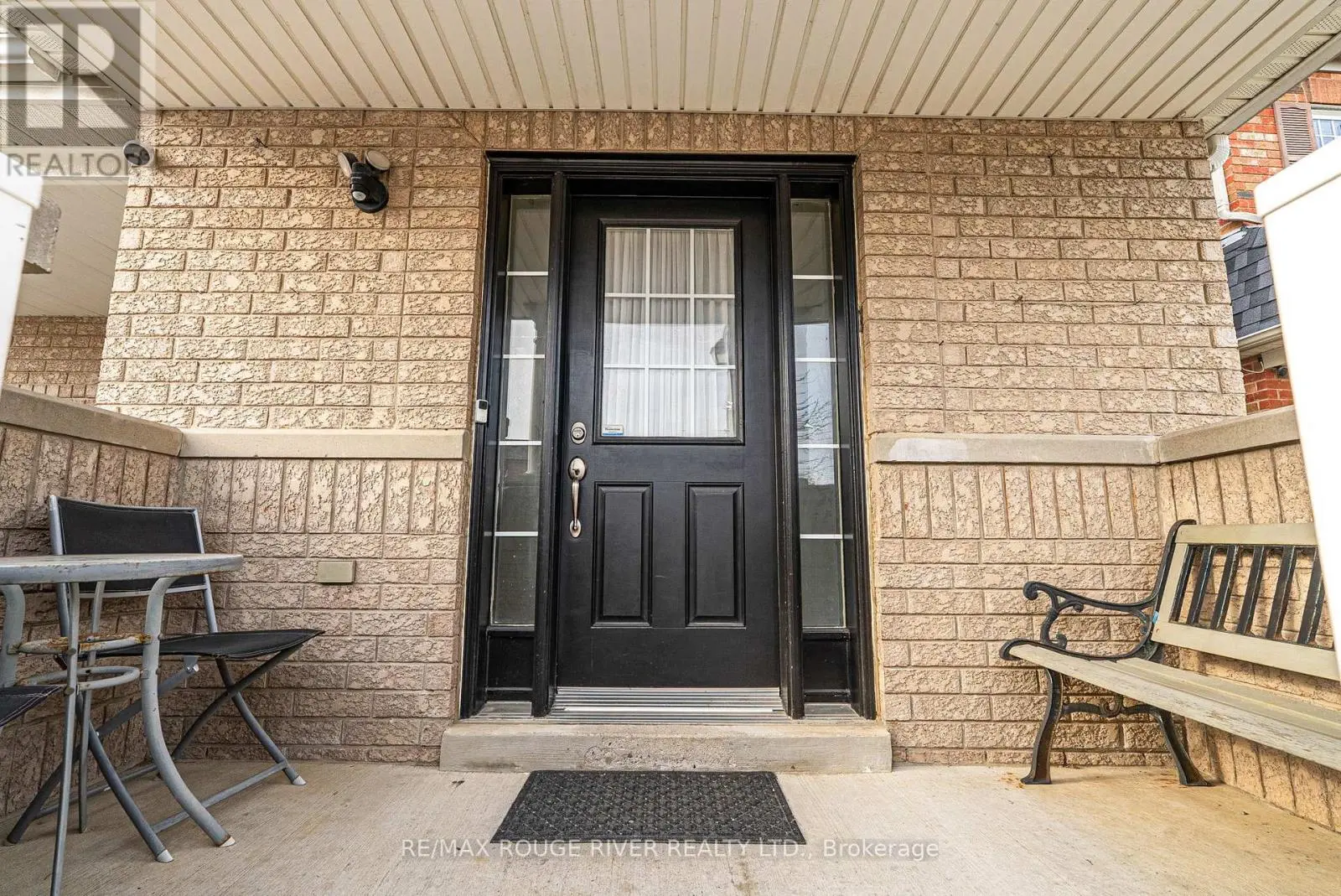 22 Thackery Drive, Ajax, Ontario  L1T 0B7 - Photo 2 - E12149962