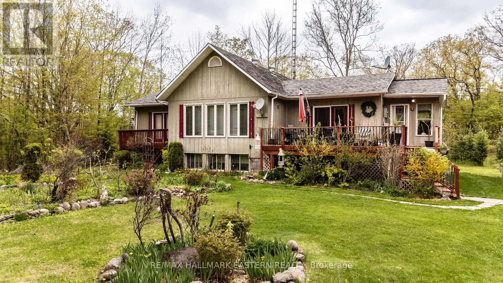 28 Woodlawn Drive, Trent Hills, Ontario  K0L 1Y0 - Photo 2 - X12150043