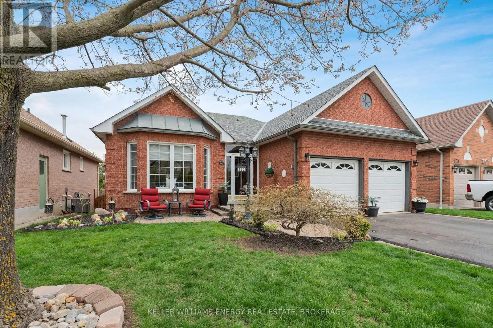 133 Ardwick Street, Whitby, Ontario  L1N 9H5 - Photo 2 - E12150362