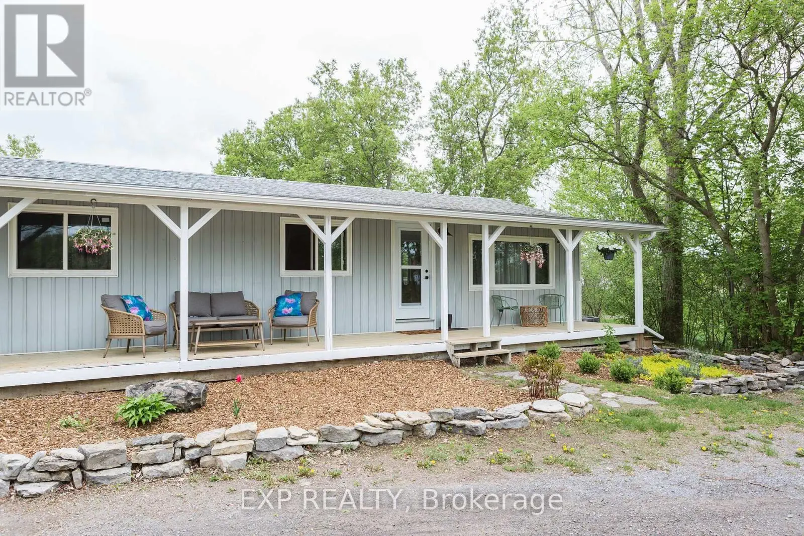 825 County Road 8 Road, Prince Edward County, Ontario  K0K 2T0 - Photo 3 - X11959073