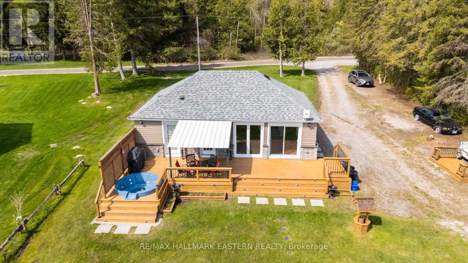 1481 Shannon Drive, Selwyn, Ontario  K0L 1T0 - Photo 2 - X12150724