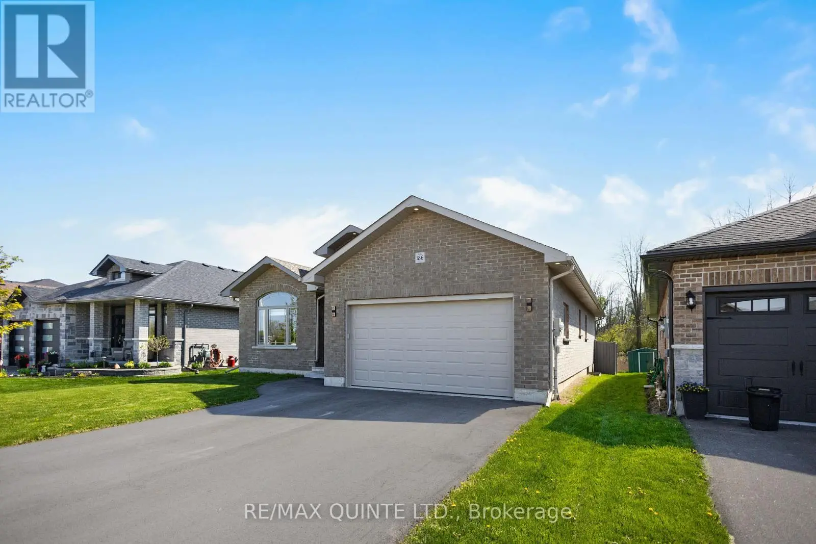 186 Cherrywood Parkway, Greater Napanee, Ontario  K7R 0E2 - Photo 3 - X12151141
