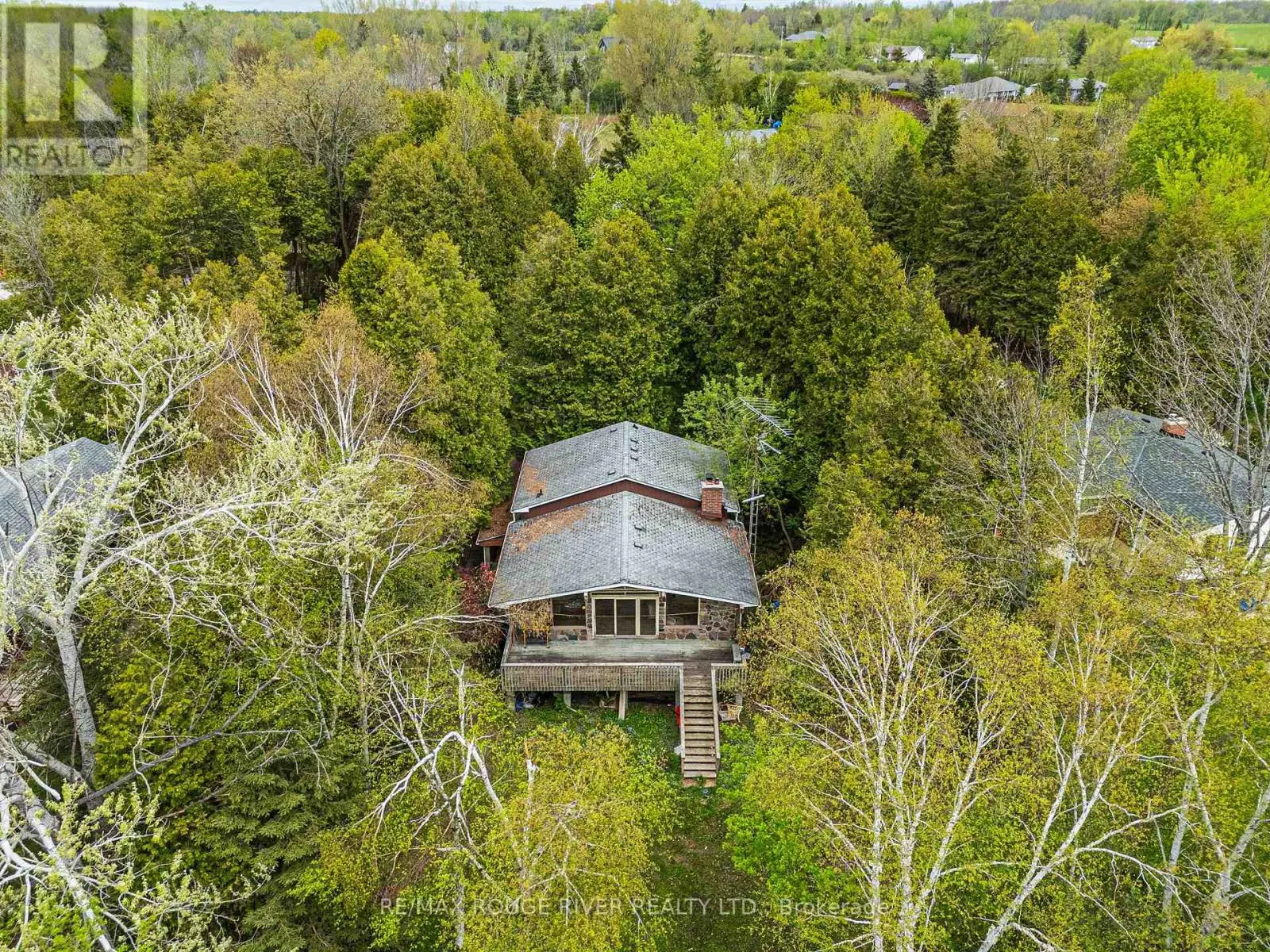 25 Oakdene Crescent, Kawartha Lakes, Ontario  K0M 2C0 - Photo 2 - X12151441
