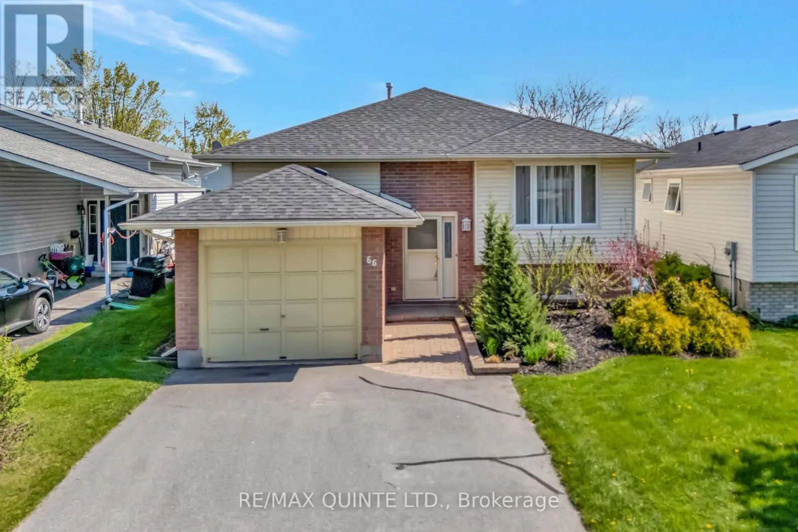 66 Bogart Crescent, Belleville, Ontario  K8P 5E8 - Photo 3 - X12151493