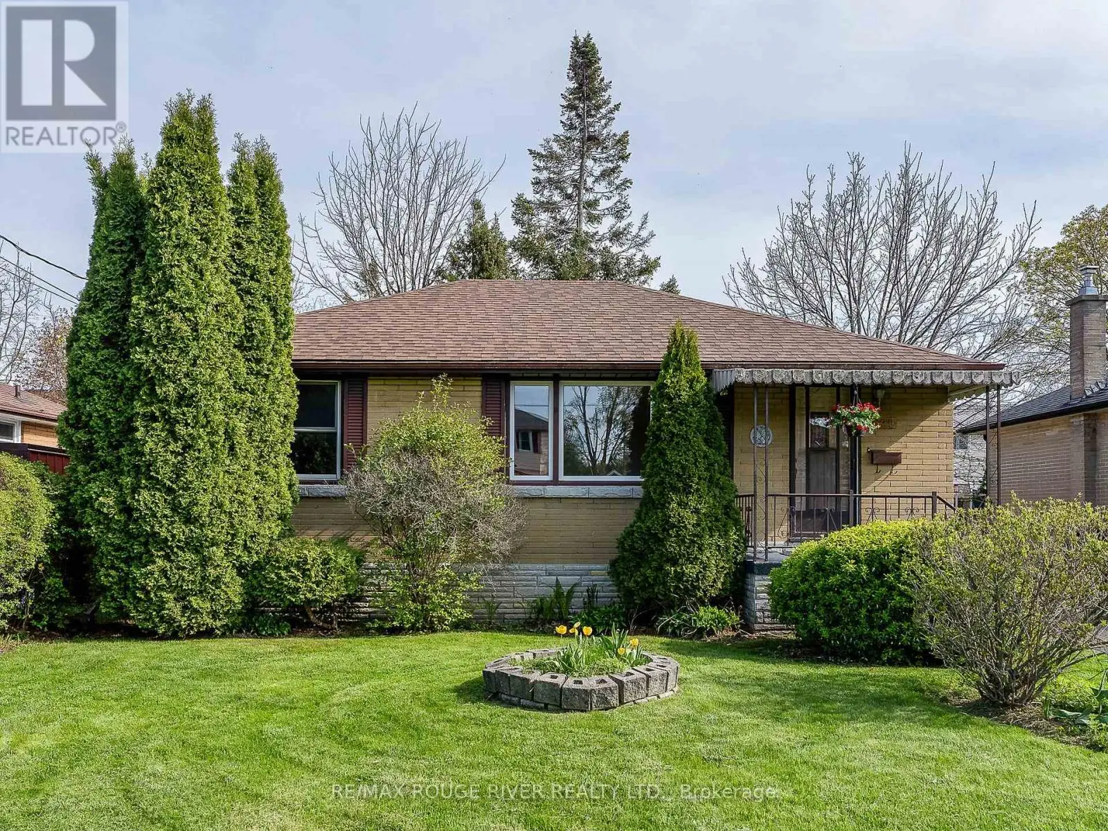 529 Shirley Street, Cobourg, Ontario  K9A 2A4 - Photo 2 - X12151508