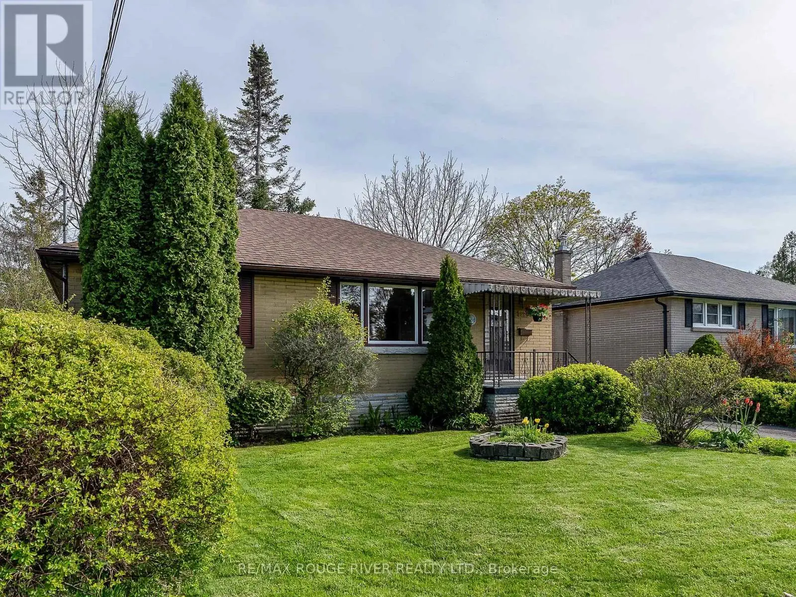 529 Shirley Street, Cobourg, Ontario  K9A 2A4 - Photo 3 - X12151508
