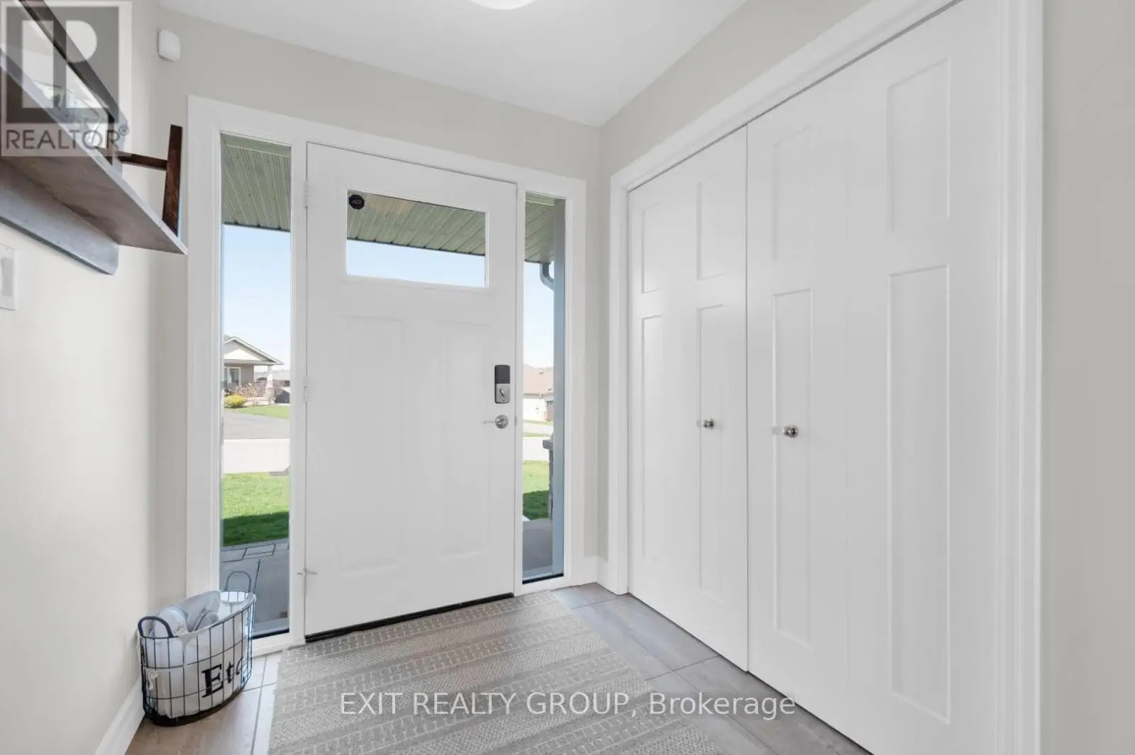 25 Meagan Lane, Quinte West, Ontario  K0K 2C0 - Photo 2 - X12151659