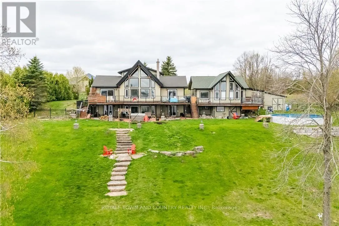 151 Peller Court, Kawartha Lakes, Ontario  K0M 1A0 - Photo 2 - X12151756
